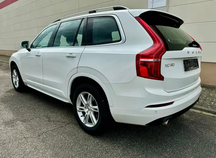 Left hand drive VOLVO XC 90 D4 Automatik